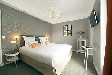 Hotel Des Batignolles