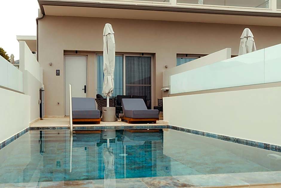 Limanaki Hotel