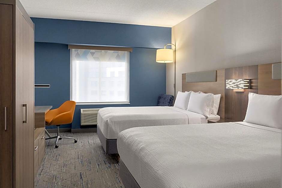 Holiday Inn Express & Suites Vaughan Southwest By IHG