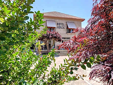 Hotel Arce