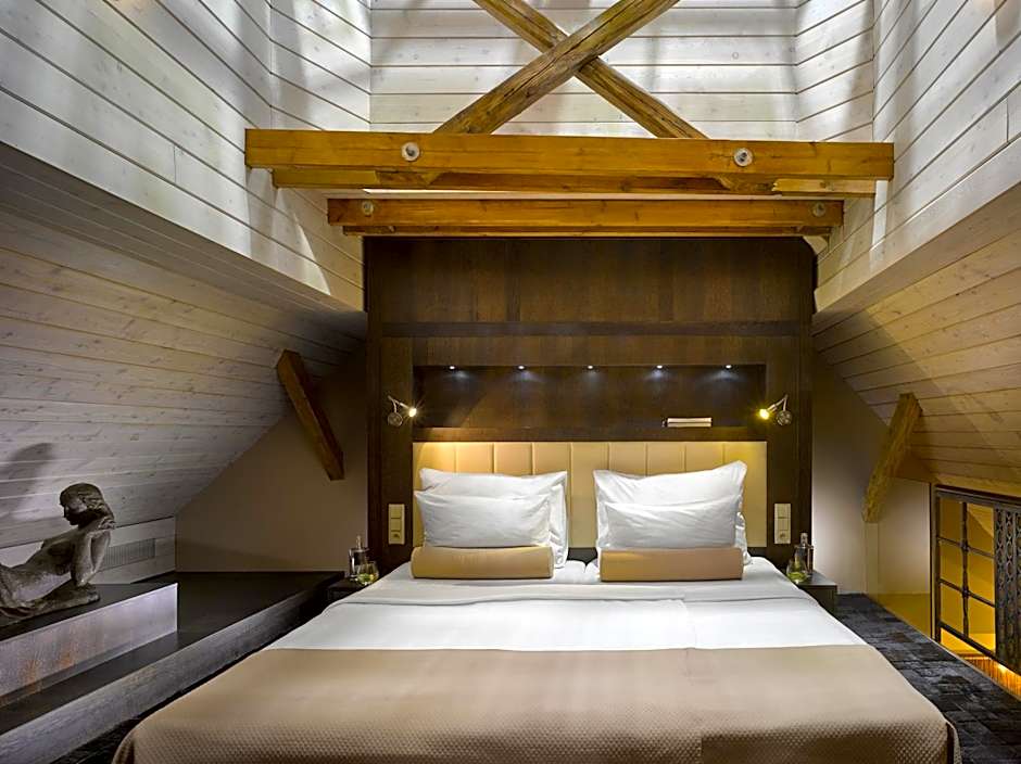 Grandezza Hotel Luxury Palace