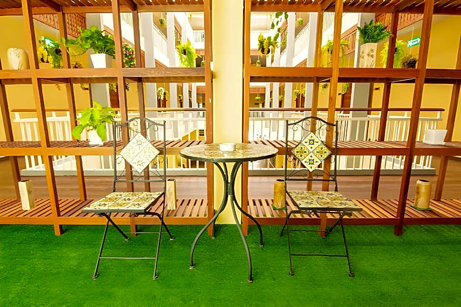 NonNee Lampang Hotel