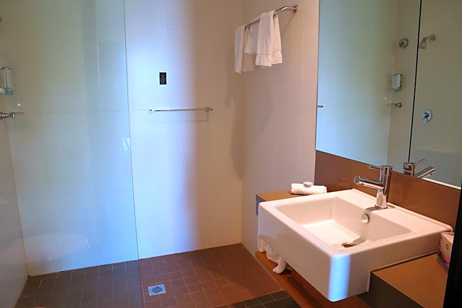 Alpha Hotel Eastern Creek