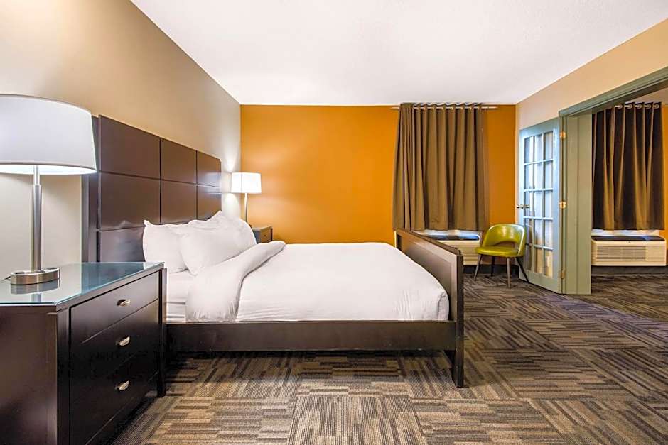 Quality Inn & Conference Centre