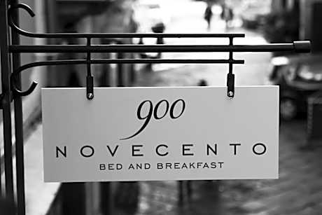 900 Bed and Breakfast