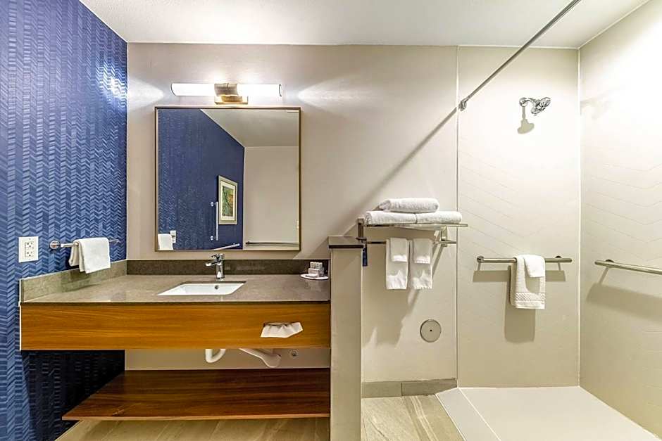 Fairfield Inn & Suites by Marriott Gainesville I-35