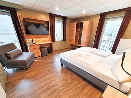 Comfort Double Room with River View