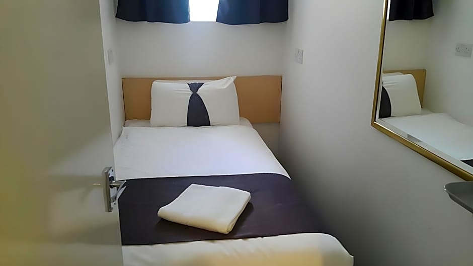 Clapham South Belvedere Hotel