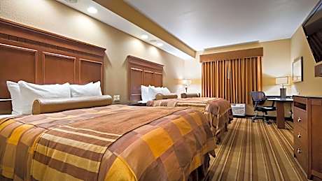 2 Queen Beds, Nonsmoking, Balcony