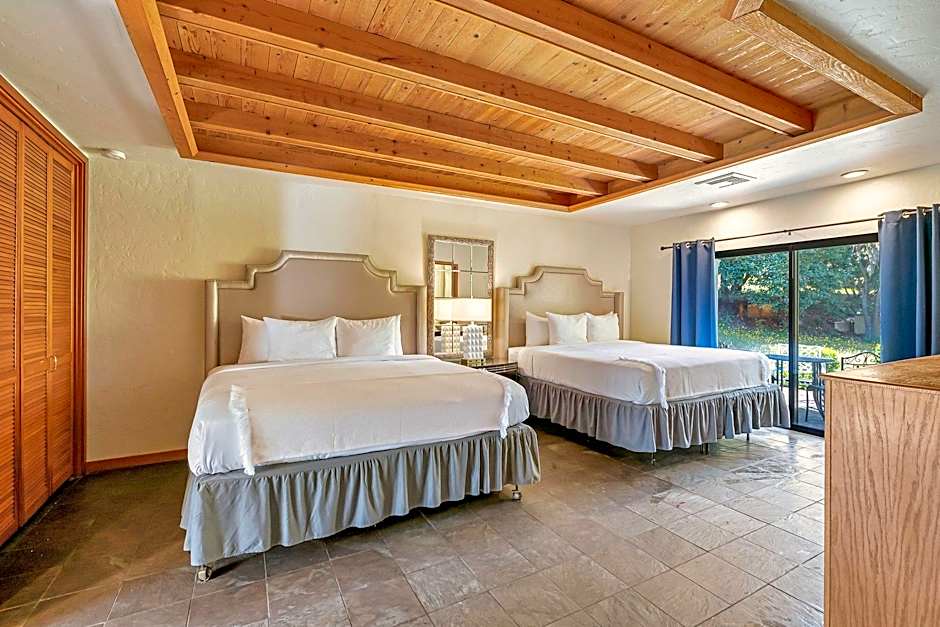 Sonoma Coast Villa and Spa