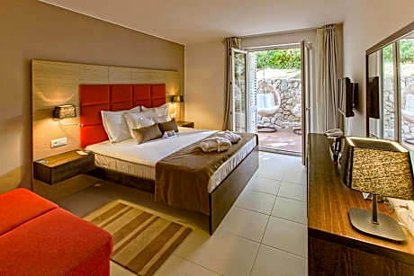Superior Double Room with Balcony