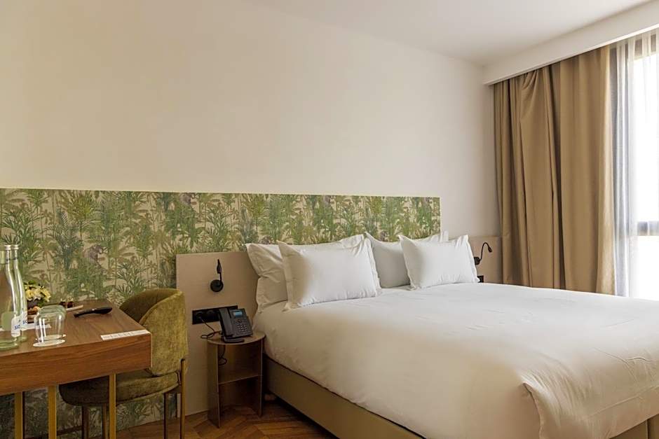 DIAGONAL HOTEL