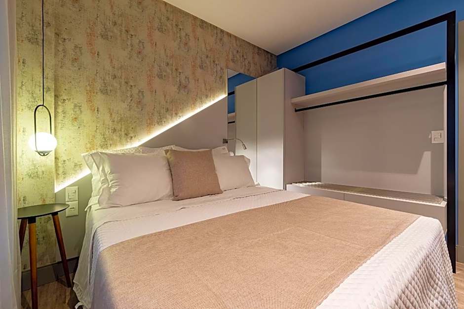 AION suítes 103 - Compacto e luxuoso Loft - Rooftop com piscina e academia - À poucos passos da praia