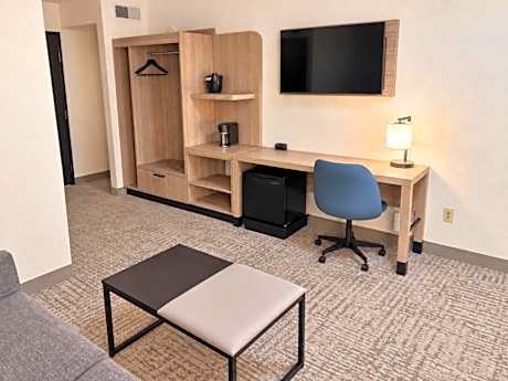 Queen Suite