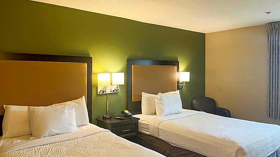 Studio 6 Chantilly VA Washington Dulles Airport