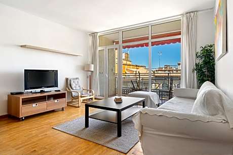 Stylish 4br City View Apt Near Sagrada Familia