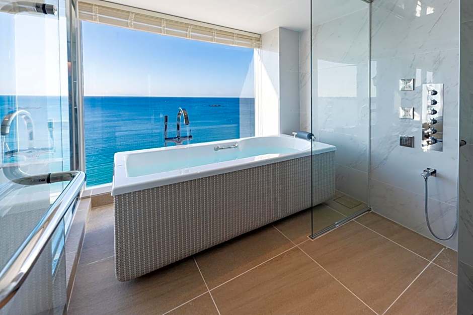 Hayama Hotel Otowa No Mori