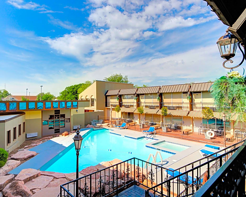 Western Inn and Suites