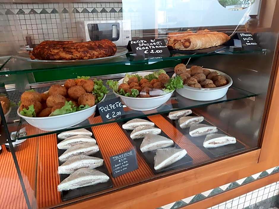 Albergo Trattoria AL TAJ