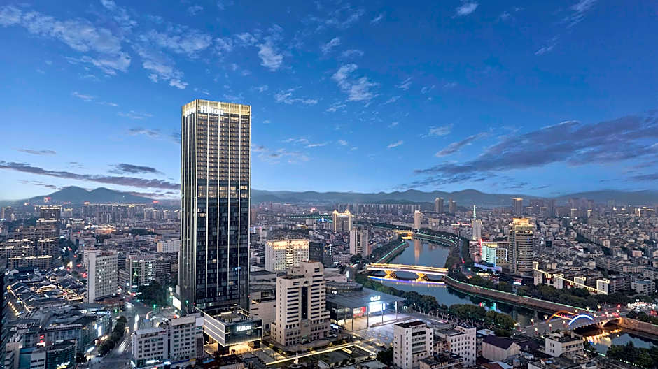 Hilton Zhuji