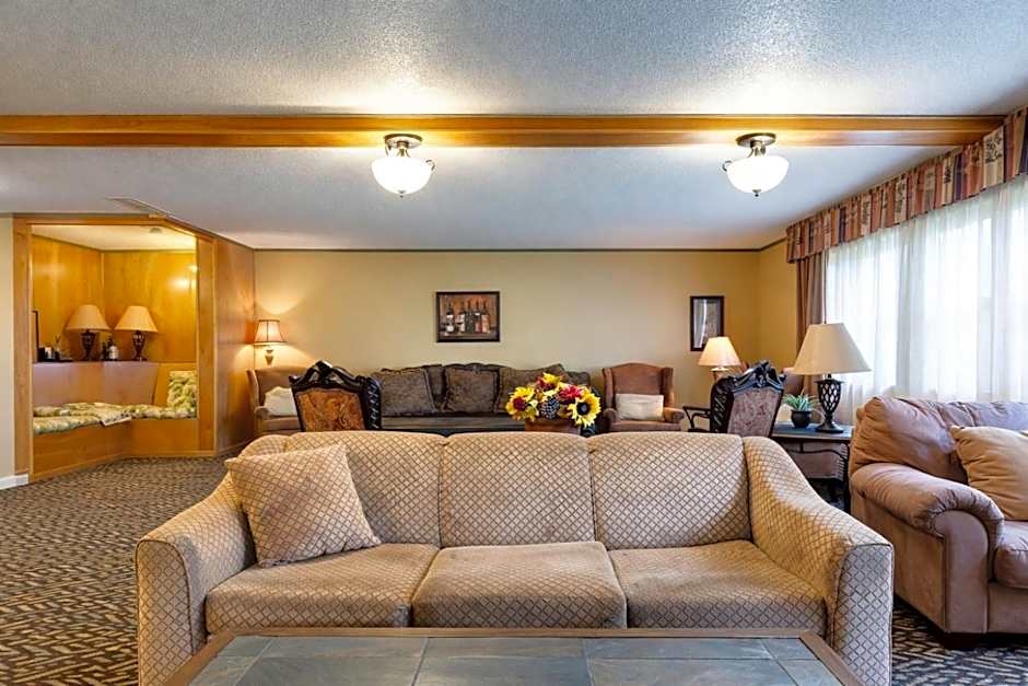 Fireside Inn And Suites