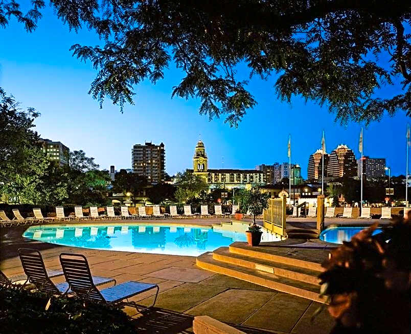 InterContinental Kansas City at the Plaza By IHG
