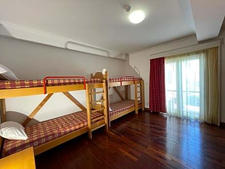 Quadruple Room with Shared Bathroom