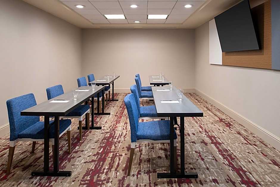 Hilton Garden Inn Fontana