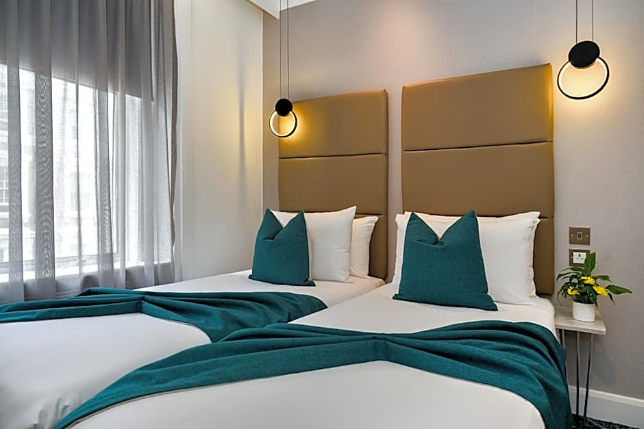 Queens Park Premier London Hyde Park