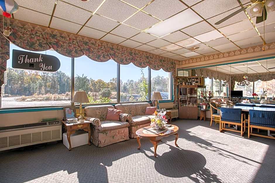 Travelers Inn By OYO, Templeton VA