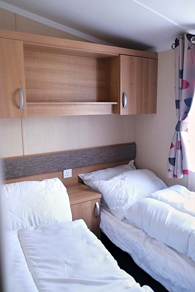 64 Southfield - Skipsea Sands