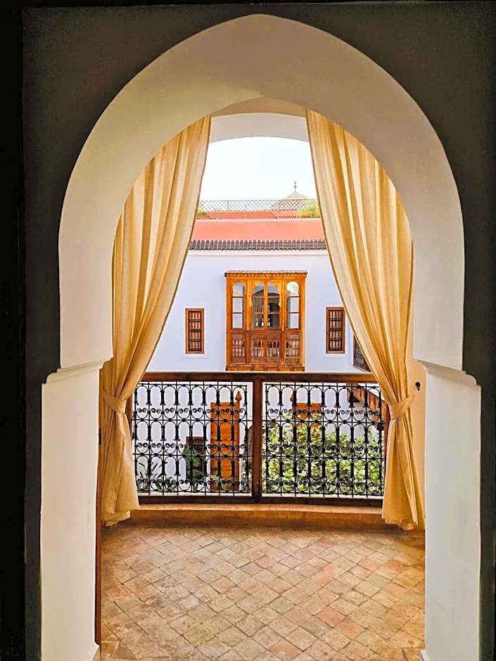 RIAD SAMAH
