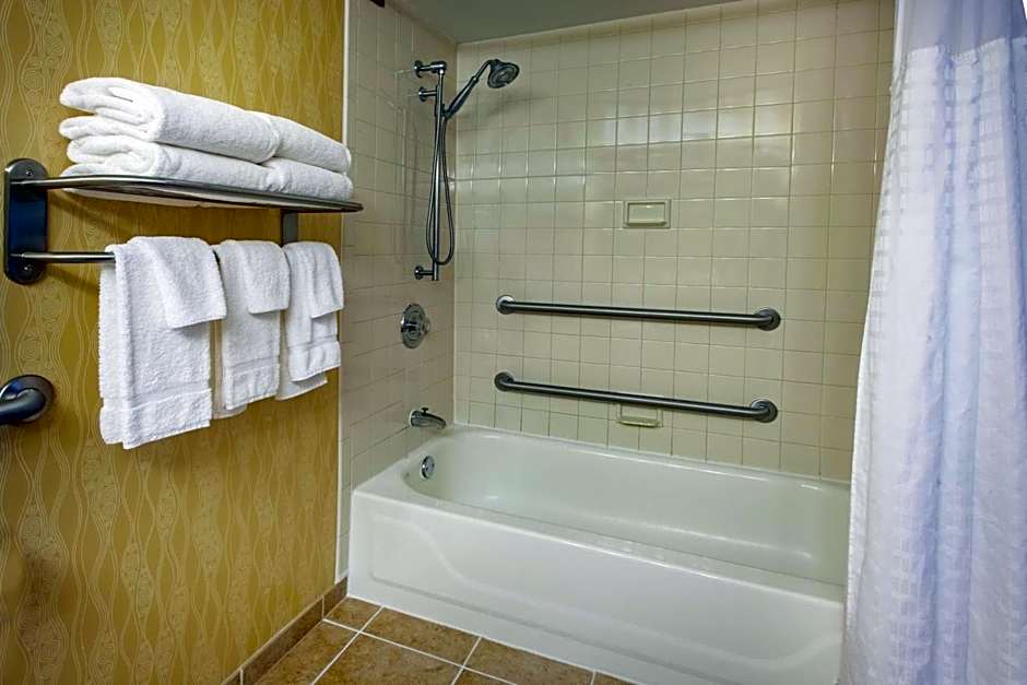 Baymont by Wyndham Harrisburg