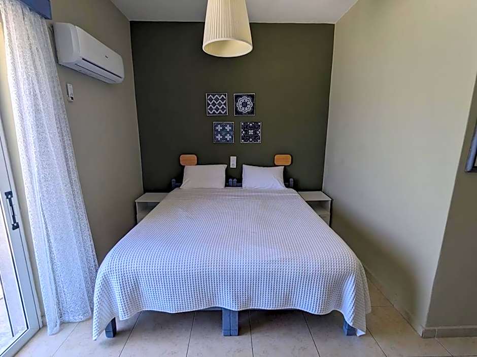 Pillbox Seafront Studios and Apartments