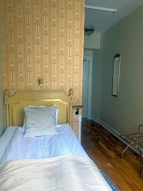 Mayfair Hotel Tunneln