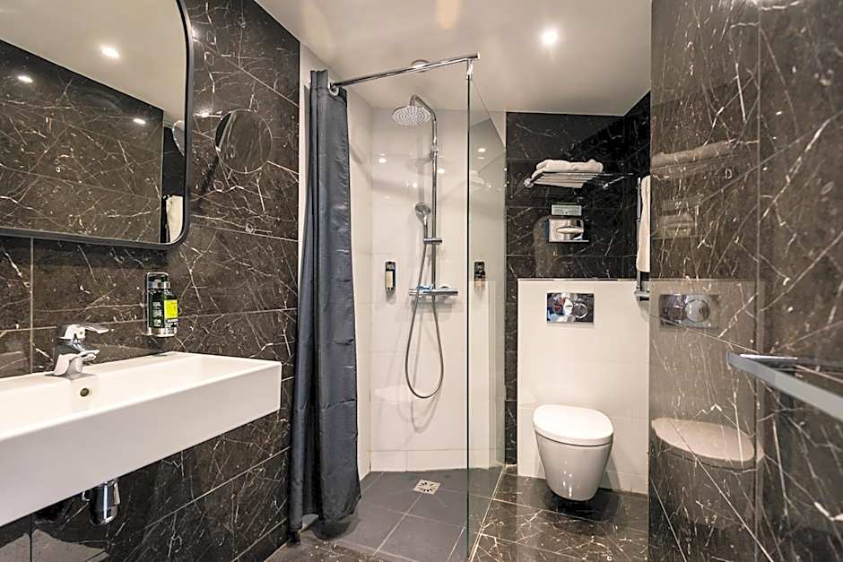 Hotel Montparnasse Saint Germain