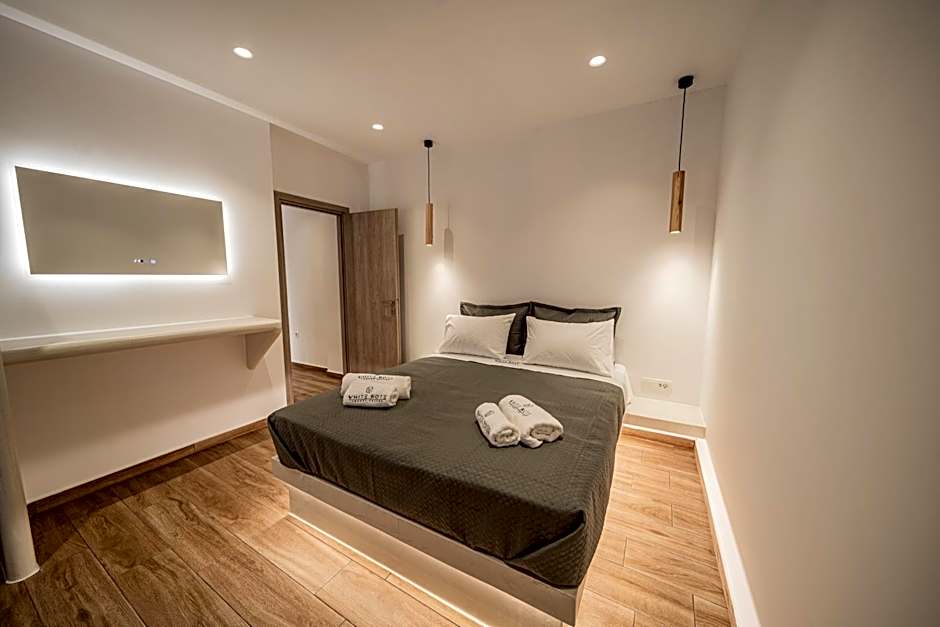 White Note Luxury Suites