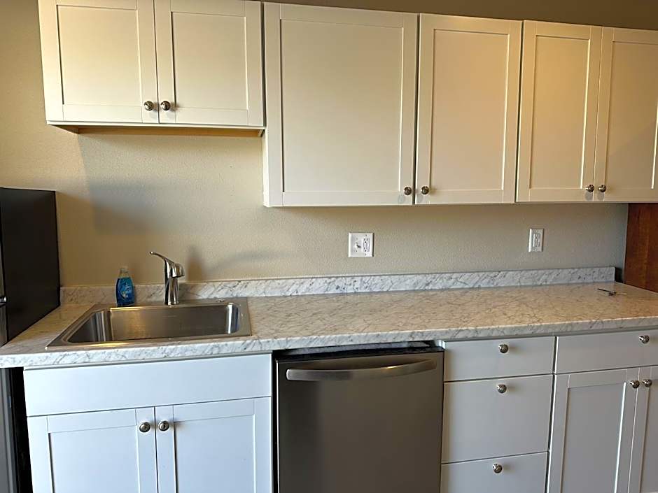 The GQ Extended Stay