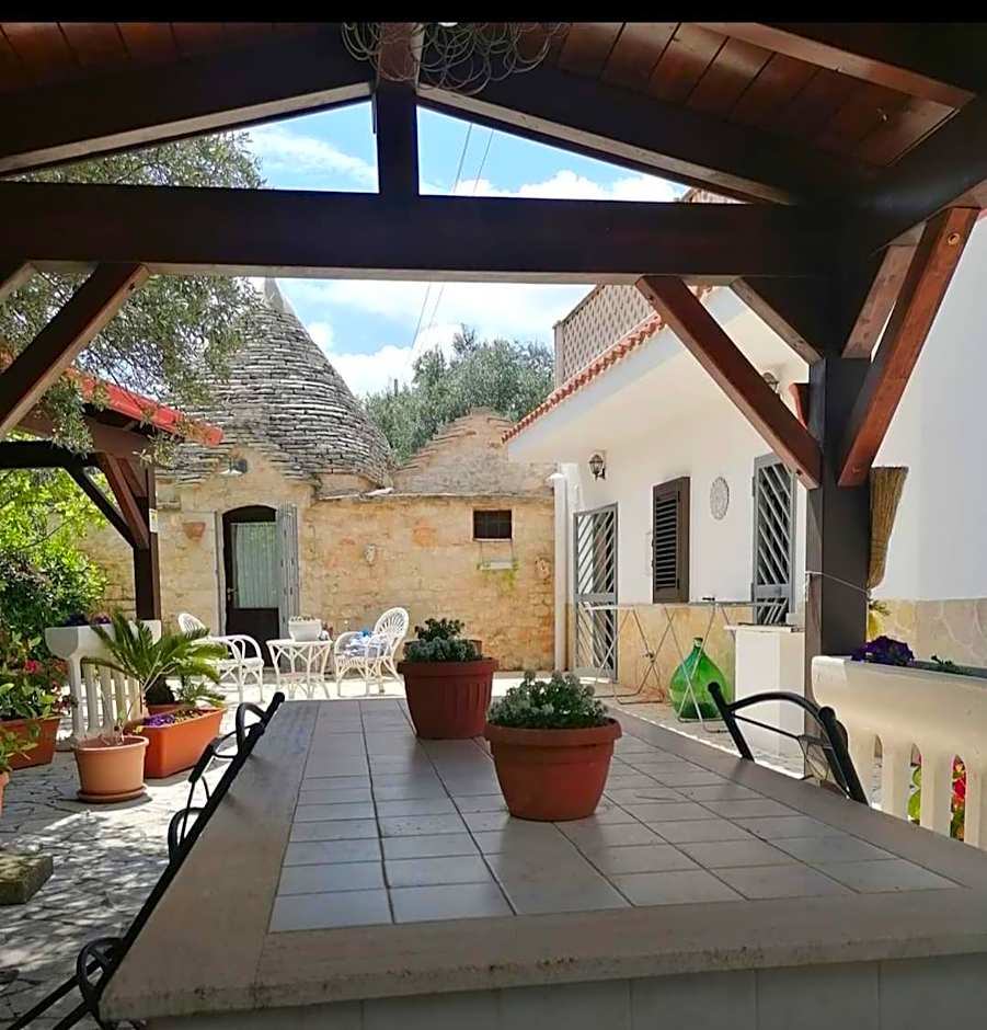 L'Isola Felice e Trulli Sotto Le Stelle