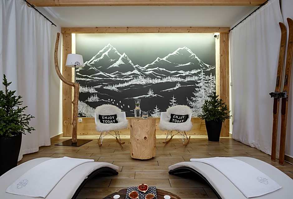 Villa 11 Folk & Design