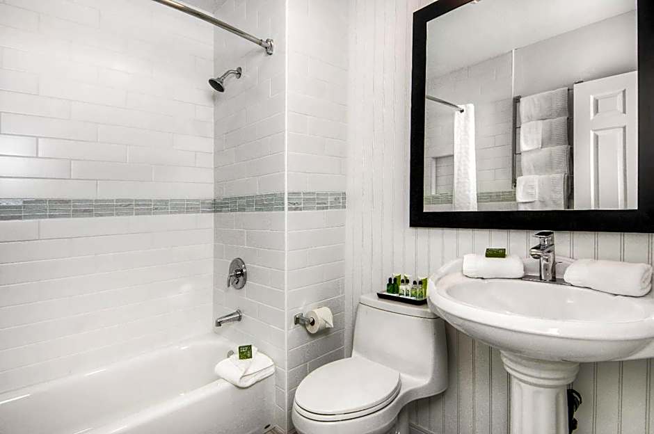 Aggie Inn, an Ascend Collection Hotel