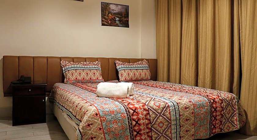 Grand Suites Hotel