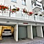 James Hotel & Apartments