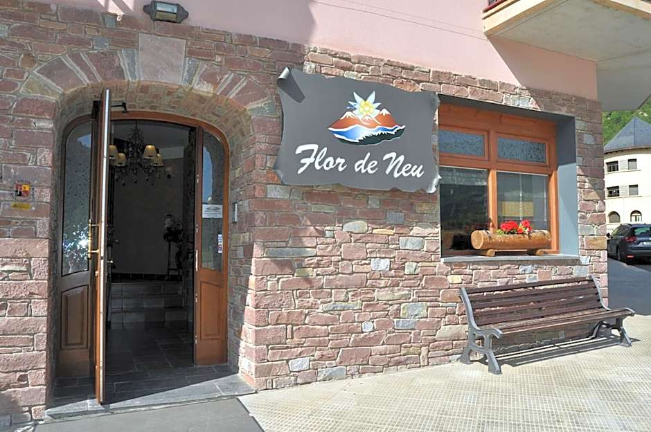 Hotel Flor De Neu