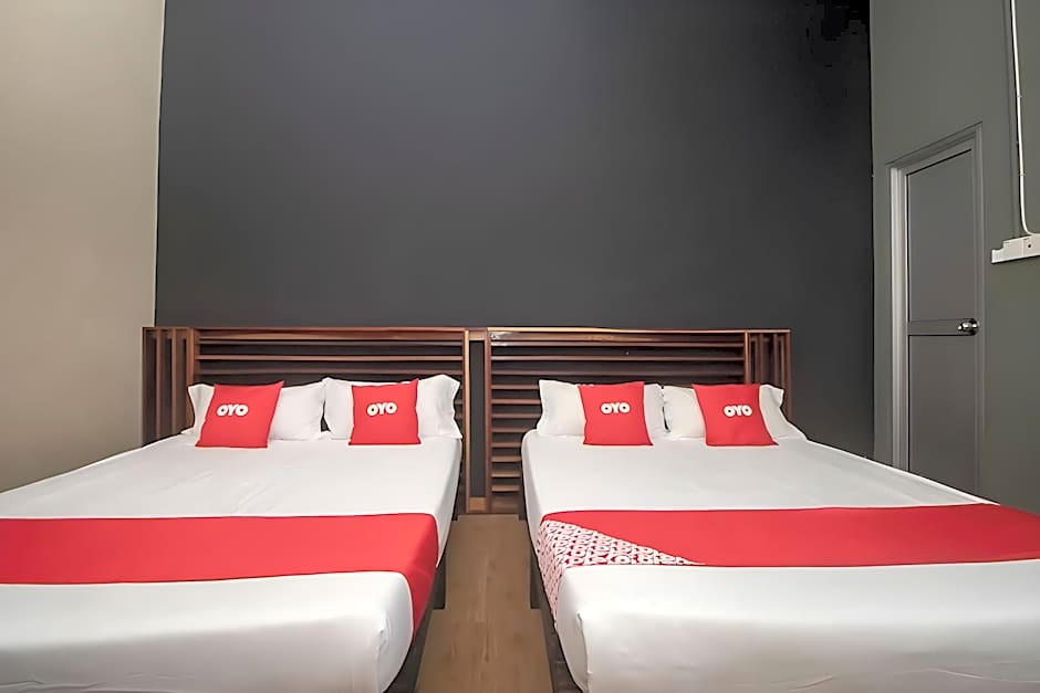 Hotel O Hi Inn 3
