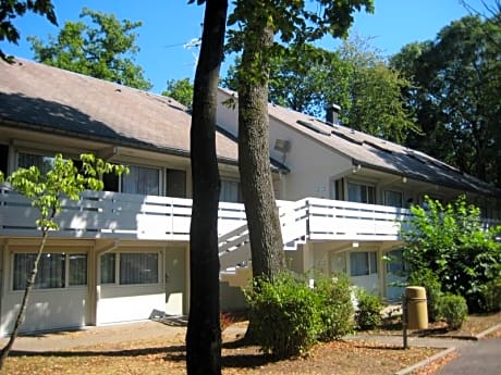 Hotel Nancy Sud Vandoeuvre chambres rénovées