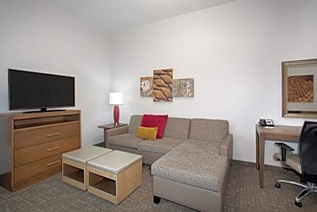 King Studio Suite
