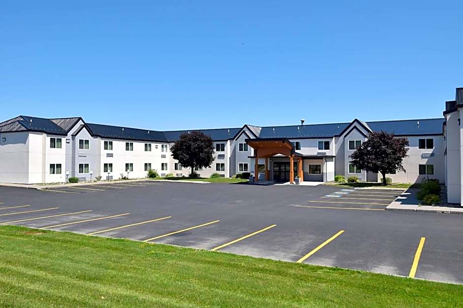 Quality Inn & Suites Watertown Fort Drum
