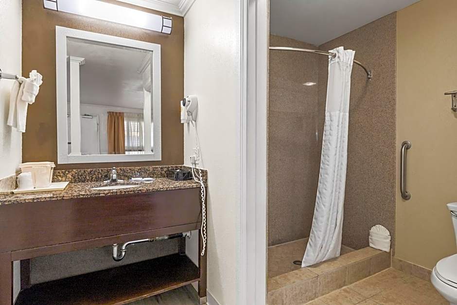 Comfort Inn Santa Cruz North