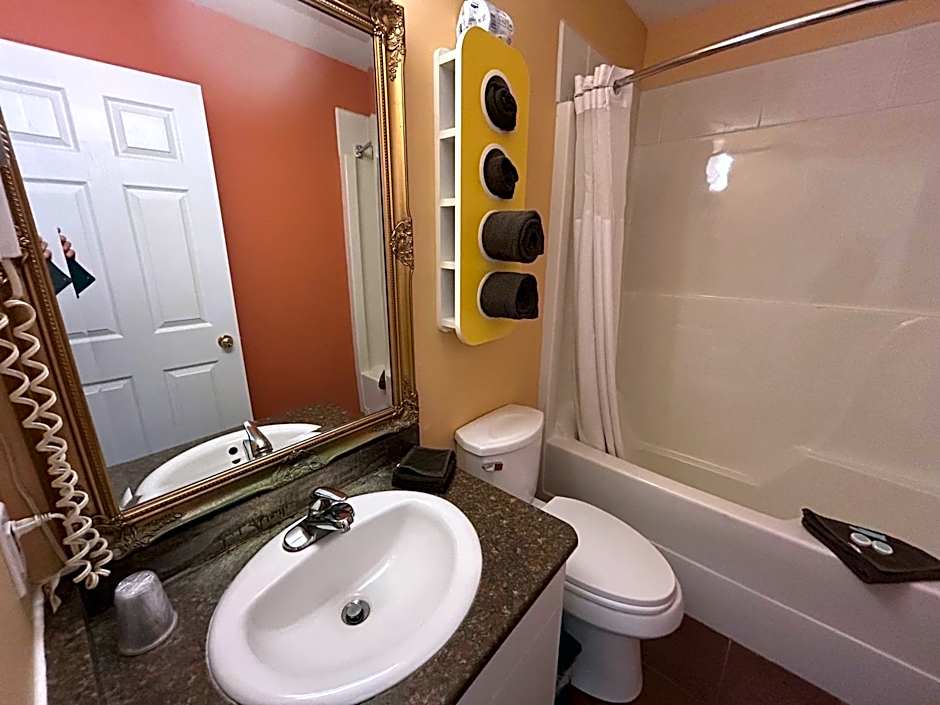 Riverside Motel Cache Creek